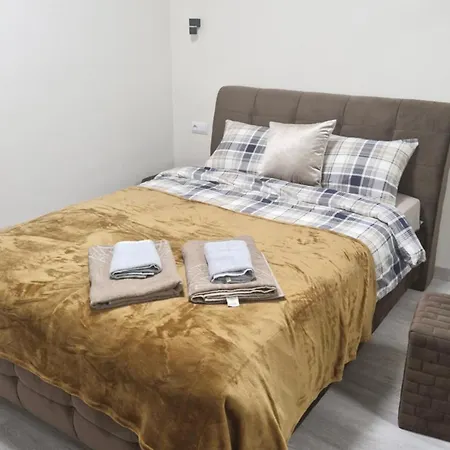 Apartment аэропорт 24&24